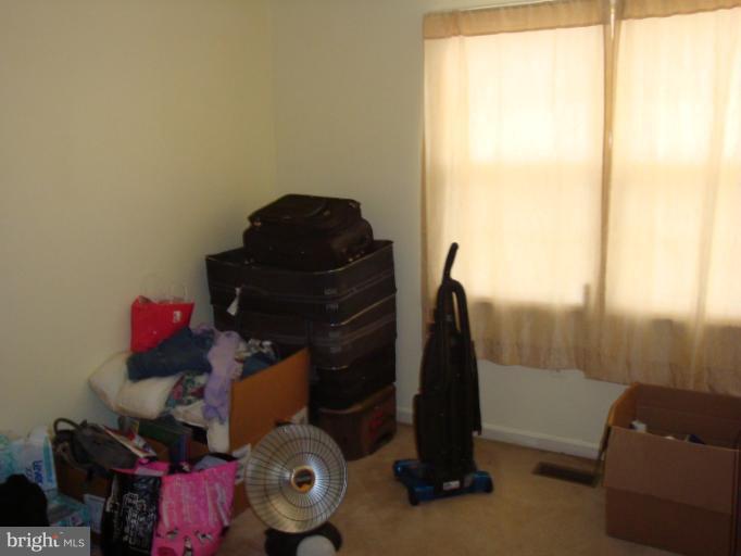 8000 Reed Court Frederick, MD 21701 - Photo 21 of 27 Bedroom