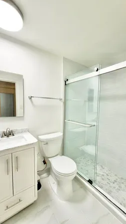 $3,395 | 325 West 45th Street, Unit 309 | Hell's Kitchen
