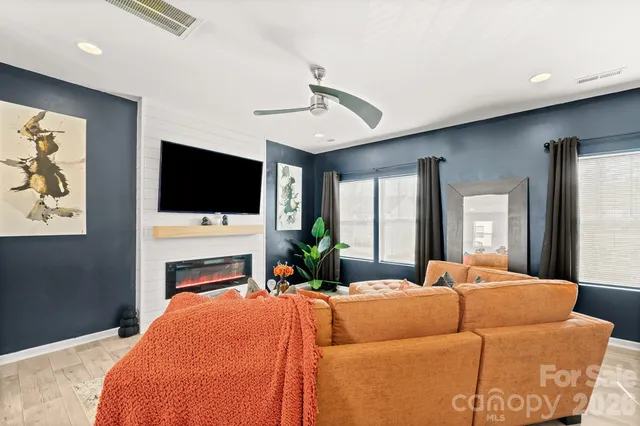 $315,000 | 11021 Woodland Crk Way, Charlotte, NC 28262