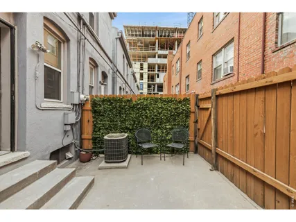 a view of entryway with patio