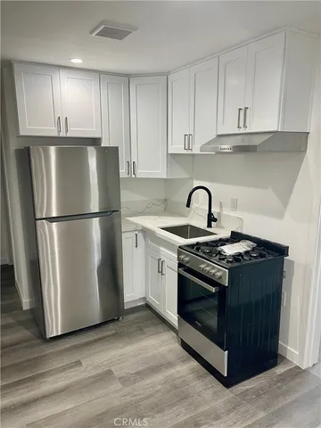 $1,900 | 1118 East Arlington Street, Compton, CA 90221