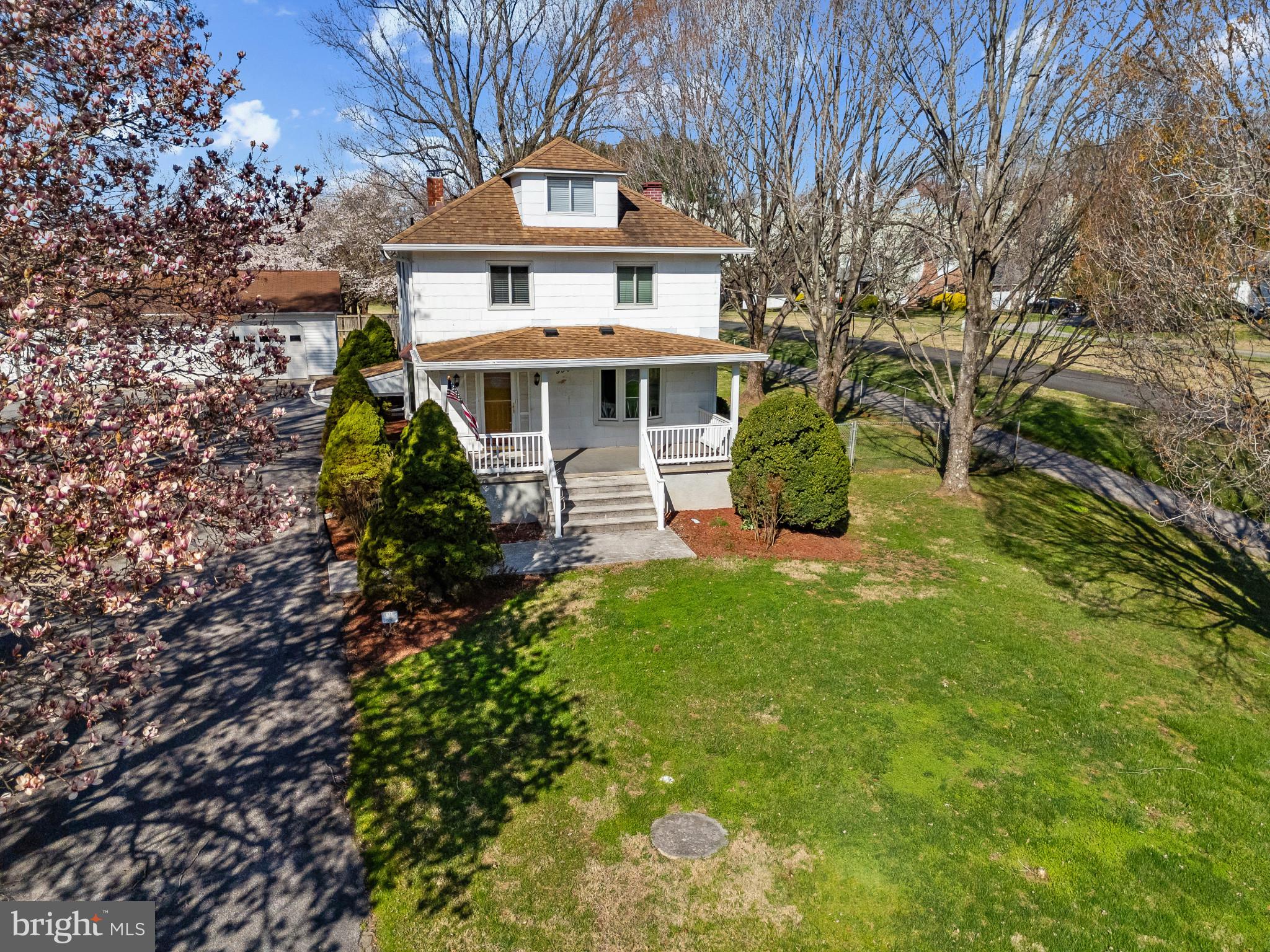 9301 Dogwood Road Baltimore, MD 21244 - Photo 2 of 59