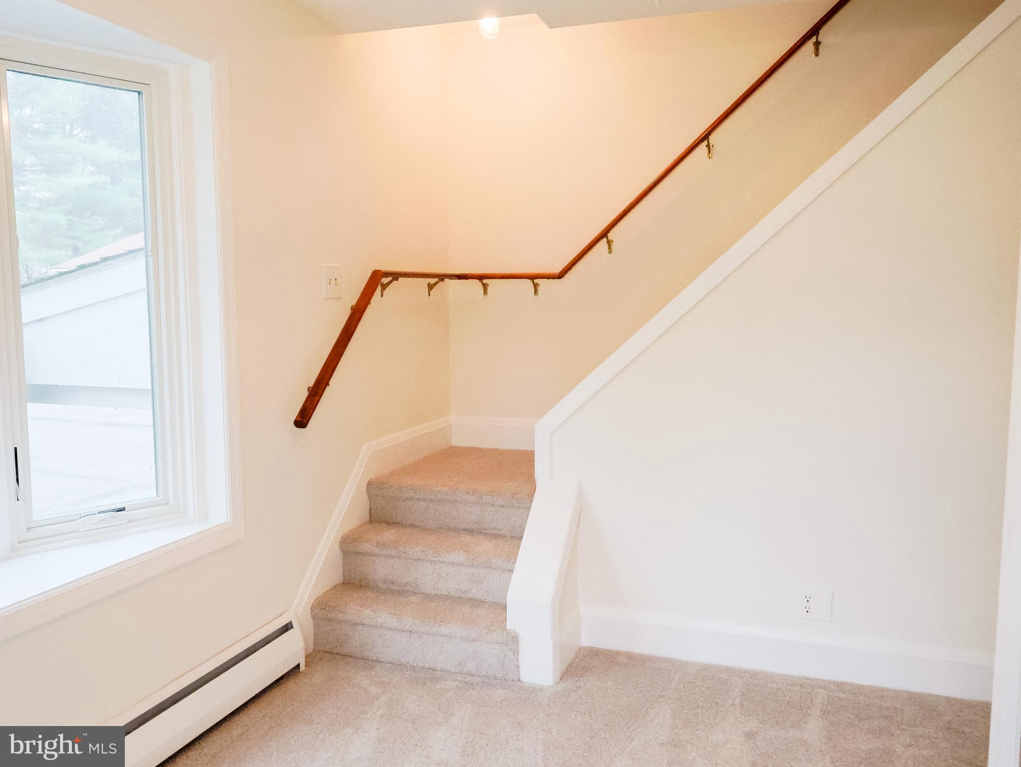 9301 Dogwood Road Baltimore, MD 21244 - Photo 22 of 59