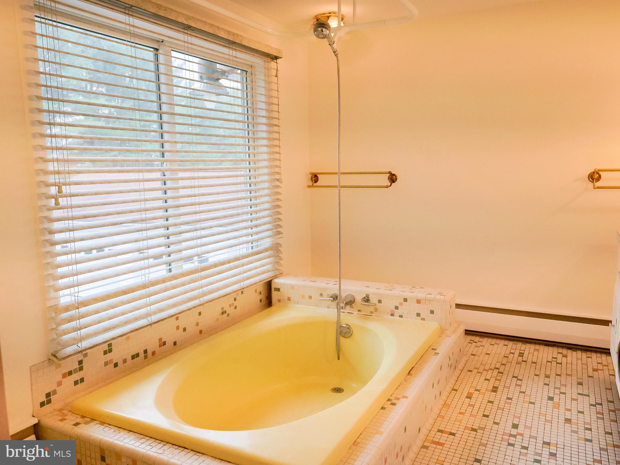 9301 Dogwood Road Baltimore, MD 21244 - Photo 32 of 59