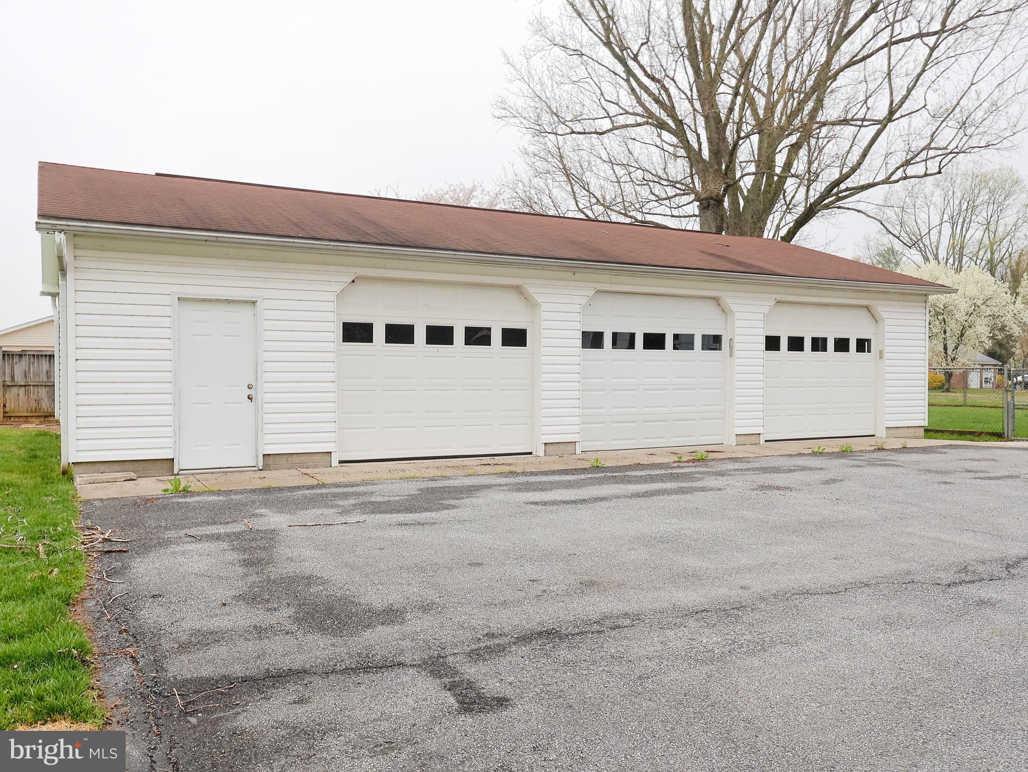 9301 Dogwood Road Baltimore, MD 21244 - Photo 48 of 59