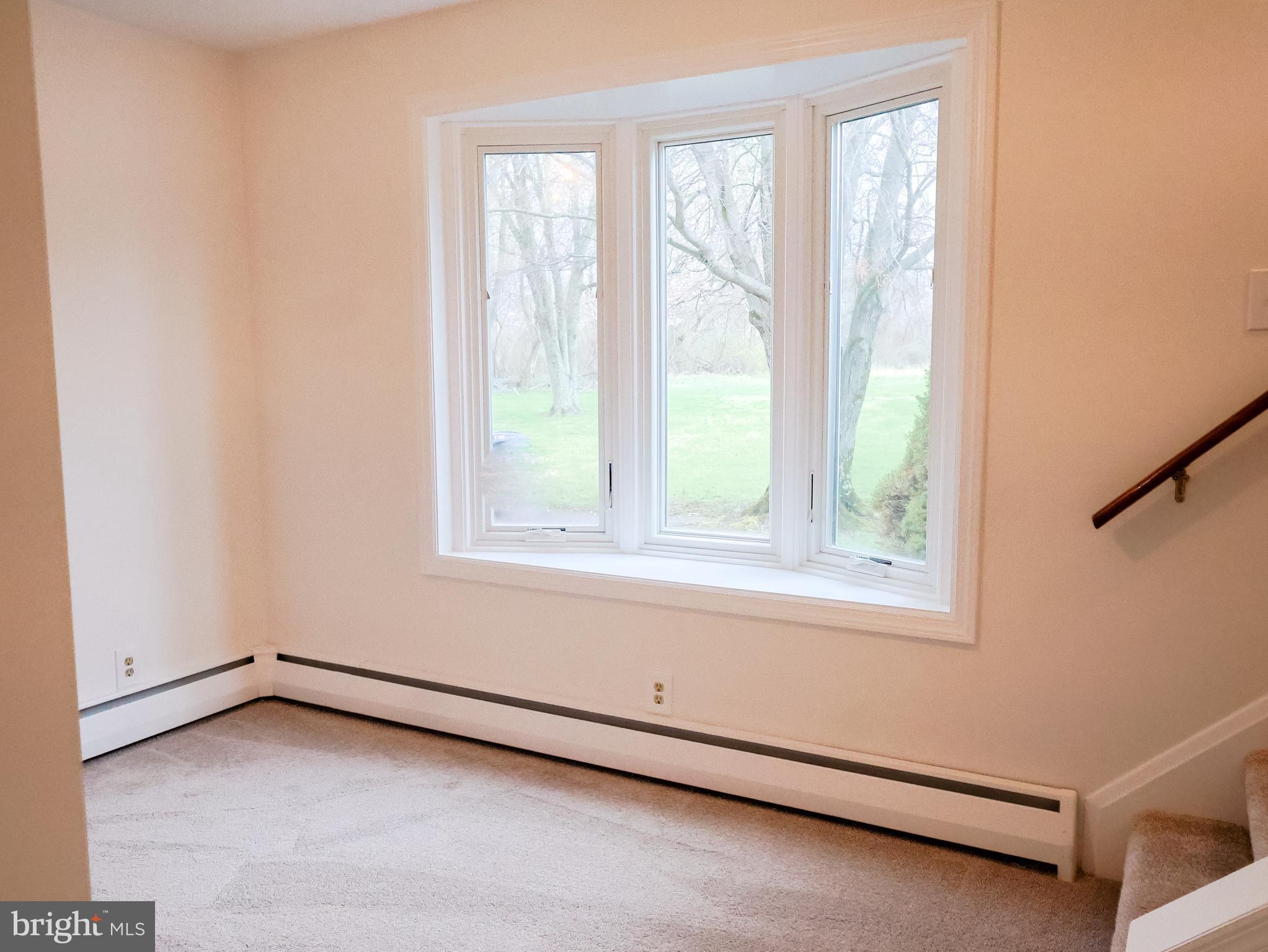 9301 Dogwood Road Baltimore, MD 21244 - Photo 6 of 59