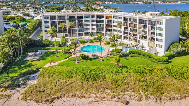 $1,395,000 | 6885 North Ocean Boulevard, Unit 3040, Ocean Ridge, FL 33435