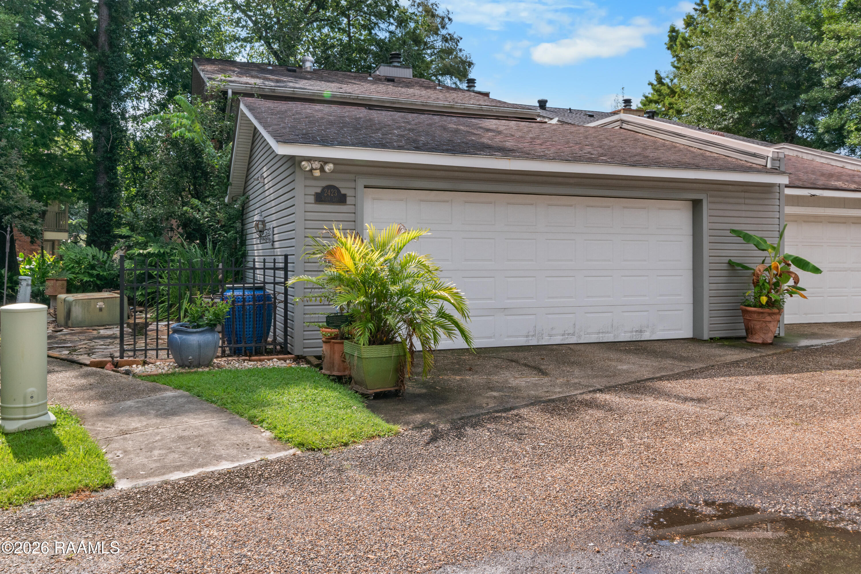 2423 Aubin Lane Baton Rouge, LA 70816 - Photo 24 of 28 DSC_0194