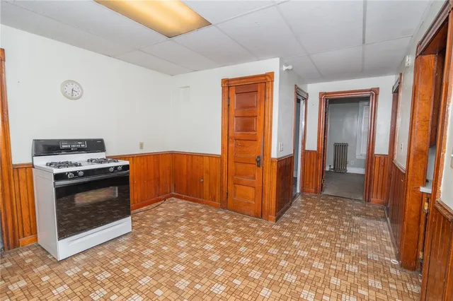 $389,000 | 1060 Park Avenue, Woonsocket, RI 02895