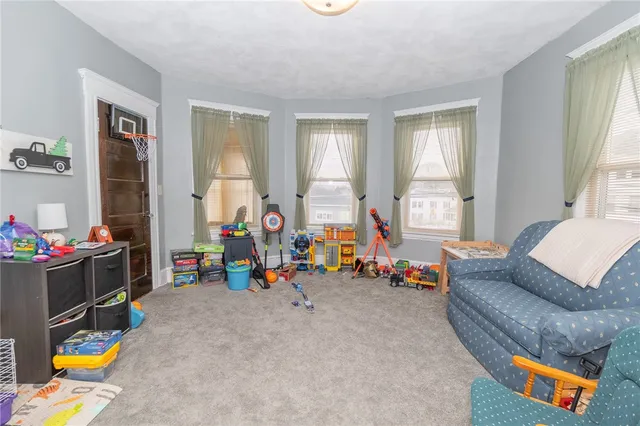 $389,000 | 1060 Park Avenue, Woonsocket, RI 02895