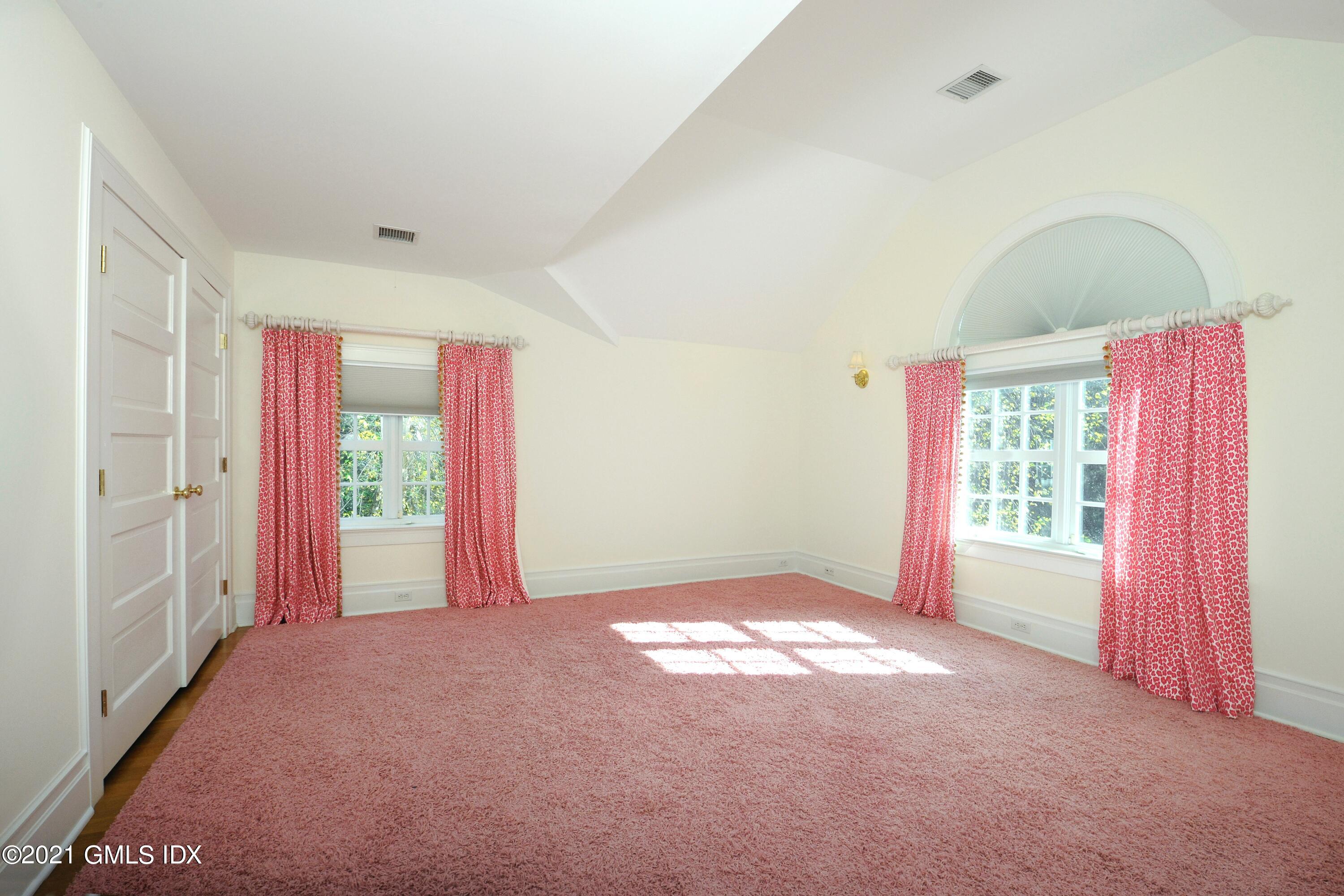 29 Stanwich Road Greenwich, CT 06830 - Photo 24 of 34 Bed1