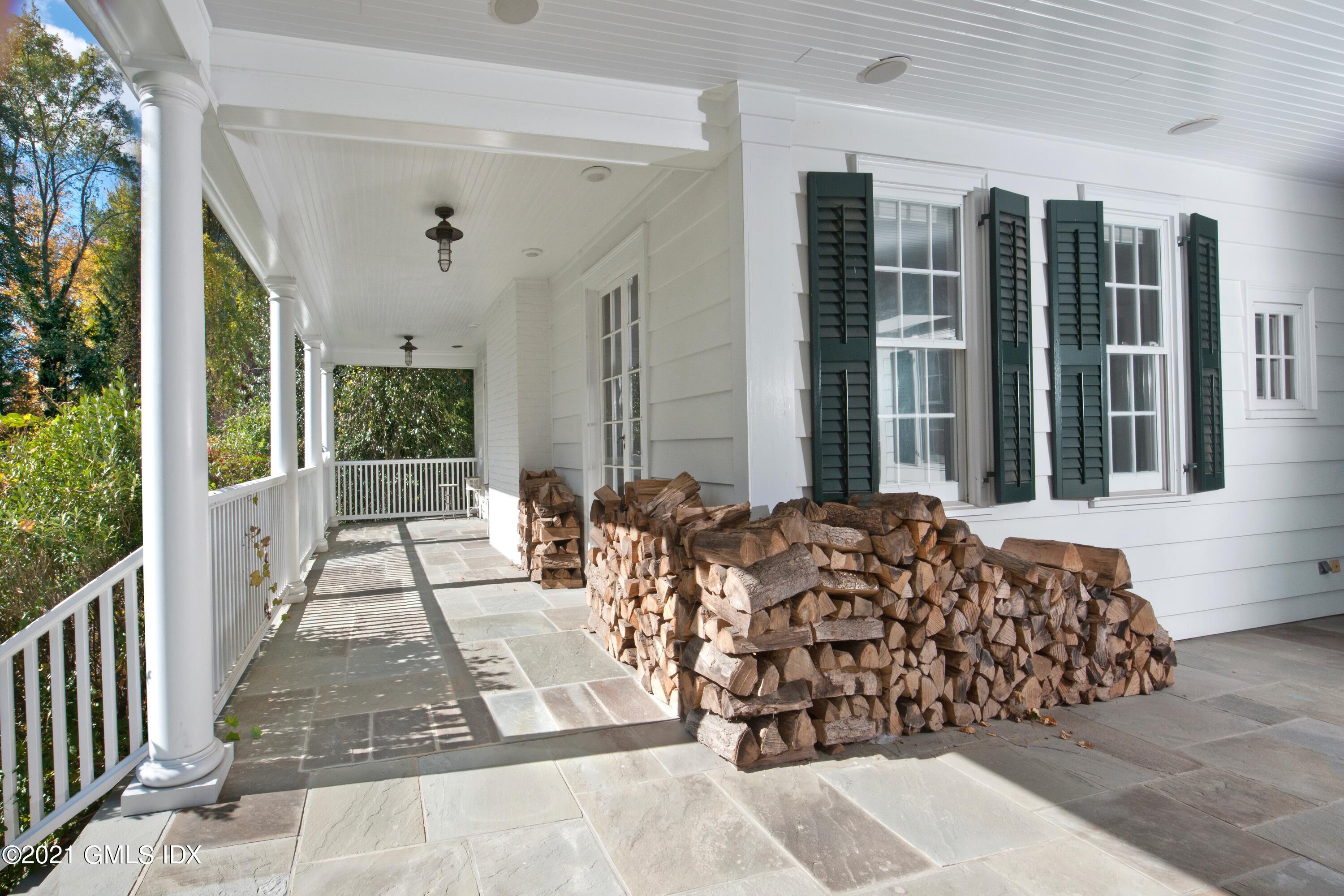 29 Stanwich Road Greenwich, CT 06830 - Photo 6 of 34 Porch