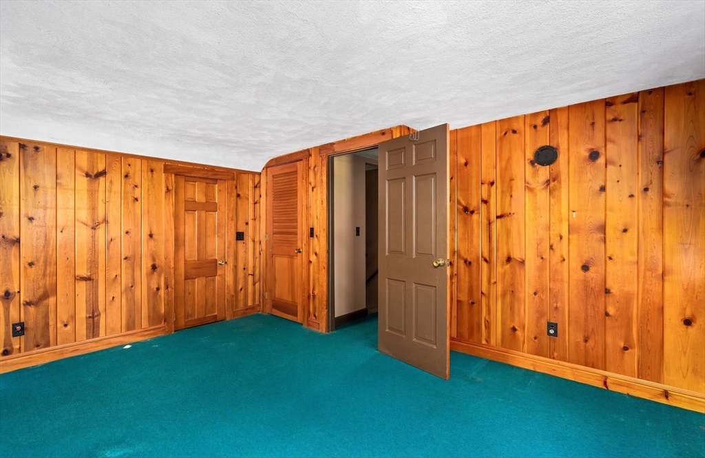 104 Page Road Bedford, MA 01730 - Photo 17 of 29 Gallery Image 17