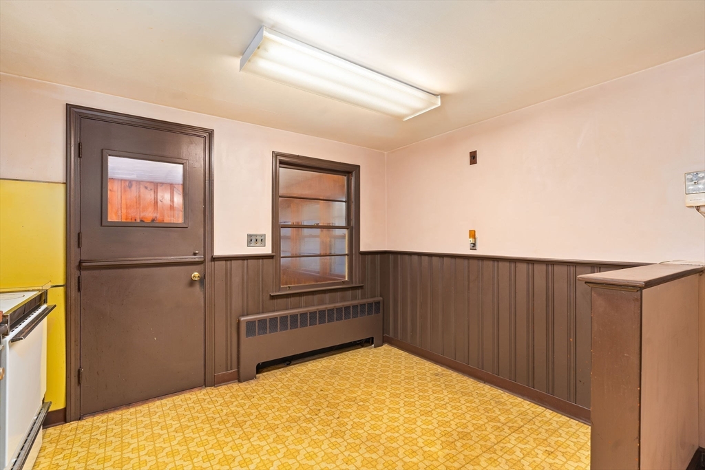 104 Page Road Bedford, MA 01730 - Photo 5 of 29 Gallery Image 5