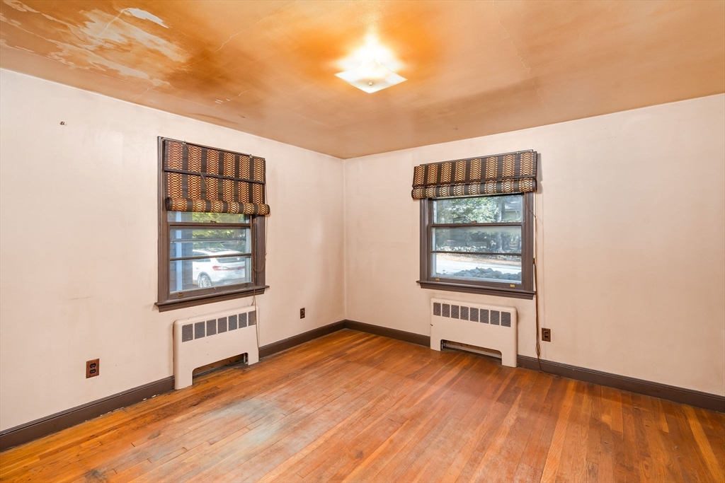 104 Page Road Bedford, MA 01730 - Photo 9 of 29 Gallery Image 9