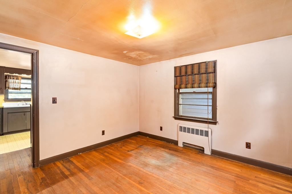 104 Page Road Bedford, MA 01730 - Photo 10 of 29 Gallery Image 10