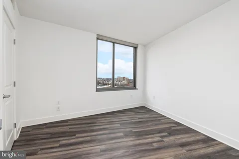 $530,000 | 2001 15th Street North, Unit 805, Arlington, VA 22201