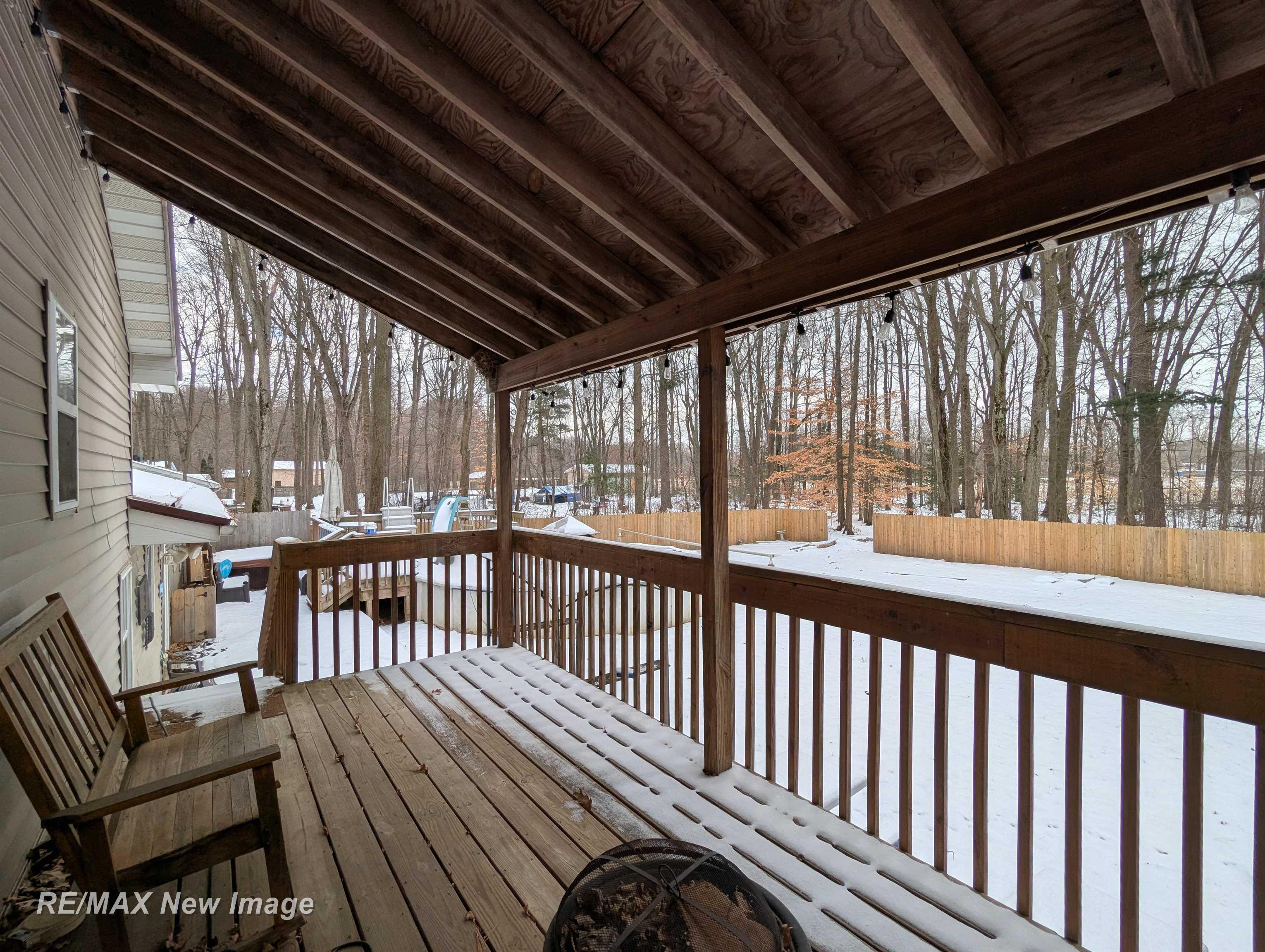2312 Madsen Road Saginaw, MI 48601 - Photo 11 of 36 50164822-145303ba-ffc6-4845-9f65-2c3f7f917964.JPG