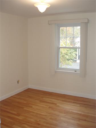 45 Sheffield Road Waltham, MA 02451 - Photo 10 of 16