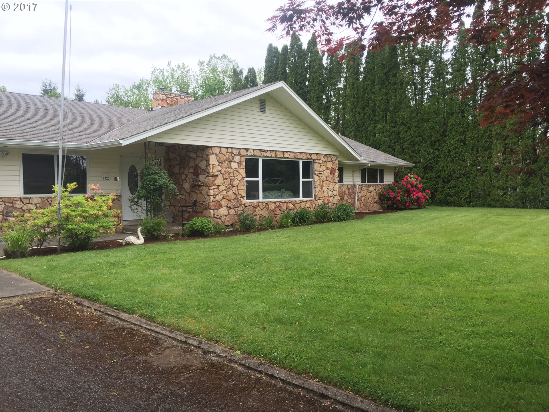 1720 Fir Road Forest Grove, OR 97116 - Photo 1 of 18 Gallery Image 1