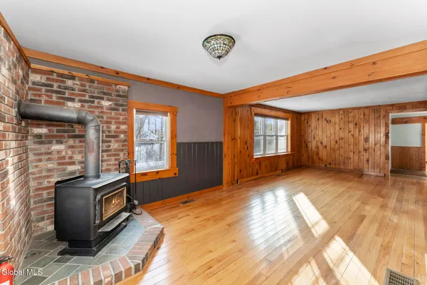 $499,900 | 277 Hadlock Pond Road, Fort Ann, NY 12827