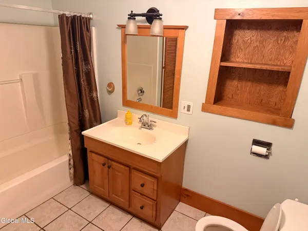 $499,900 | 277 Hadlock Pond Road, Fort Ann, NY 12827