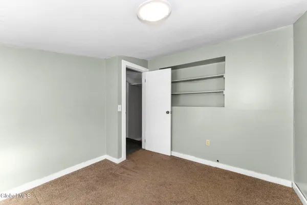 $499,900 | 277 Hadlock Pond Road, Fort Ann, NY 12827