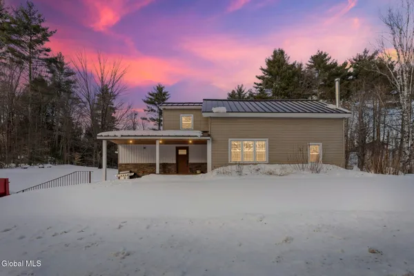 $499,900 | 277 Hadlock Pond Road, Fort Ann, NY 12827