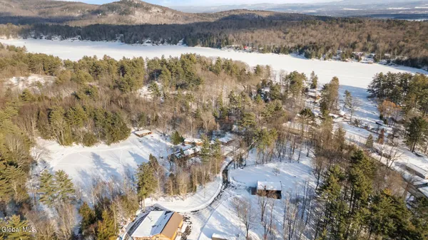 $499,900 | 277 Hadlock Pond Road, Fort Ann, NY 12827