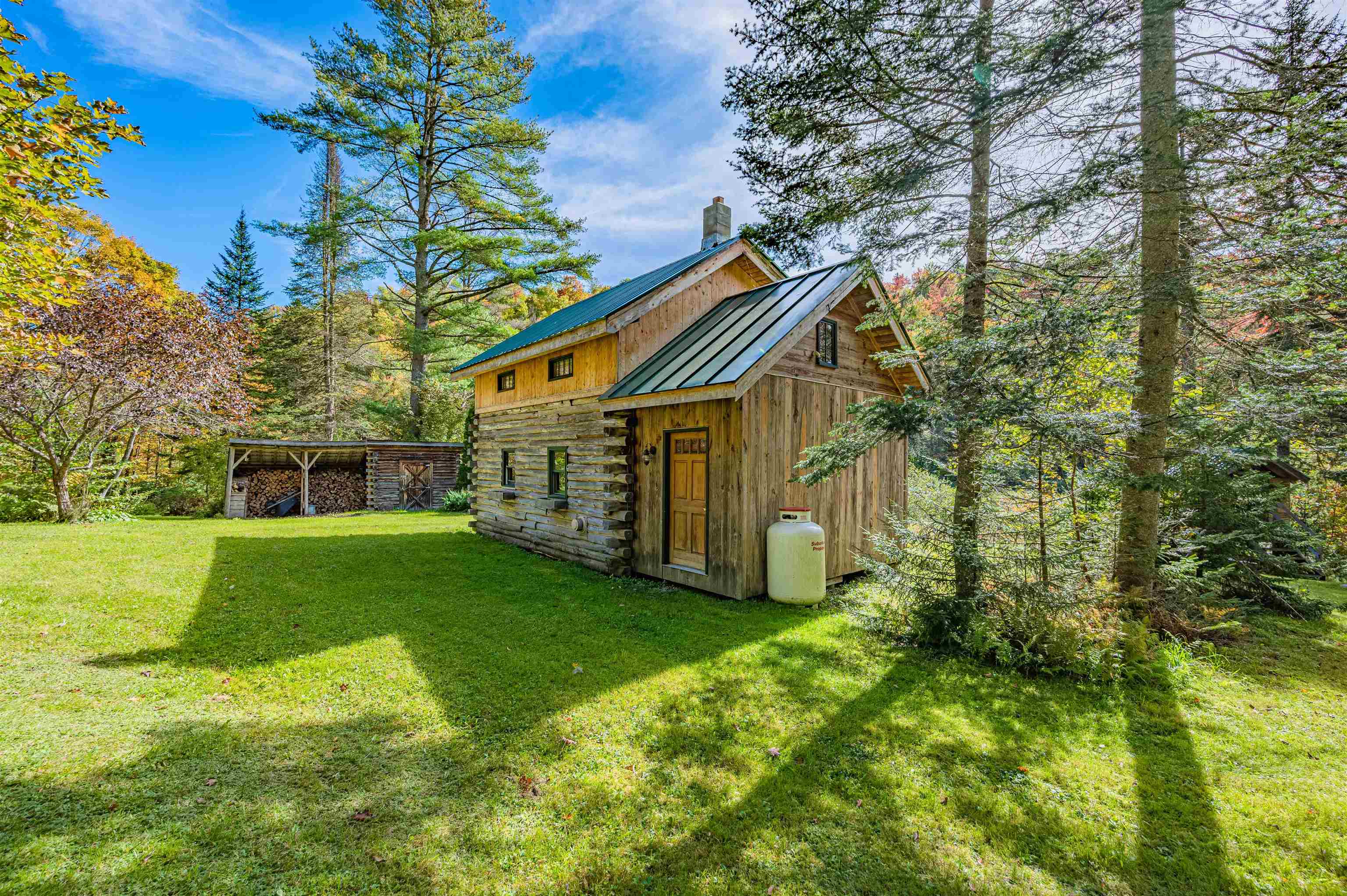 1820 County Road Woodbury, VT 05650 - Photo 5 of 38