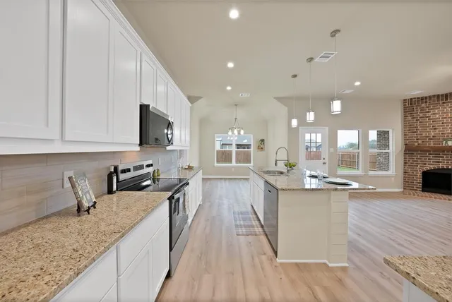 $354,500 | 106 Panther Loop, Mabank, TX 75147