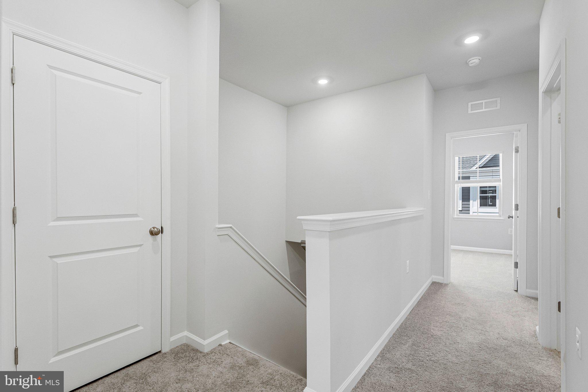 9670 Swallowtail Lane Manassas, VA 20110 - Photo 10 of 43