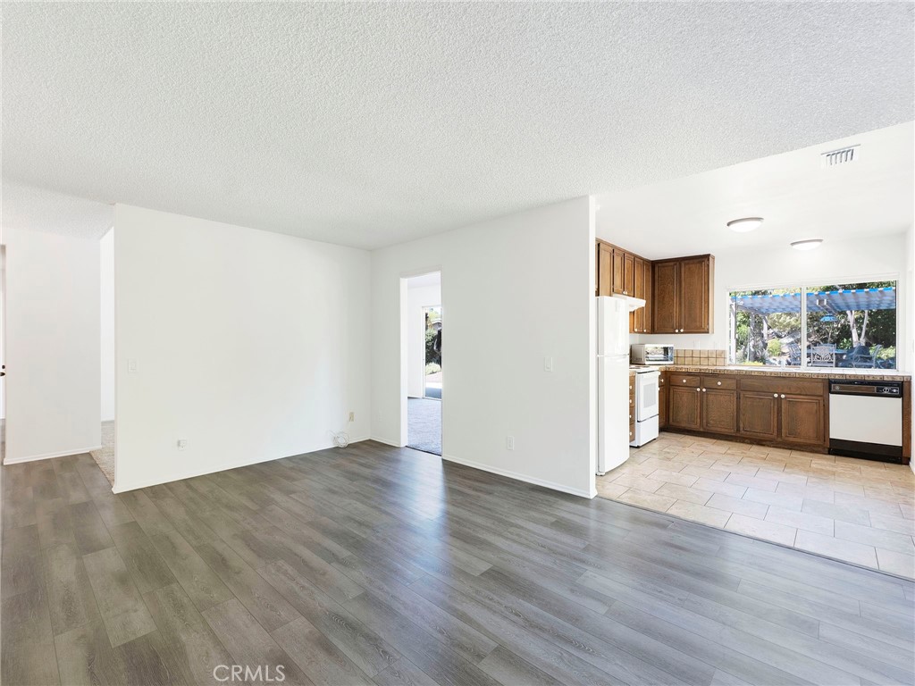 11549 Baird Avenue Porter Ranch, CA 91326 - Photo 11 of 39