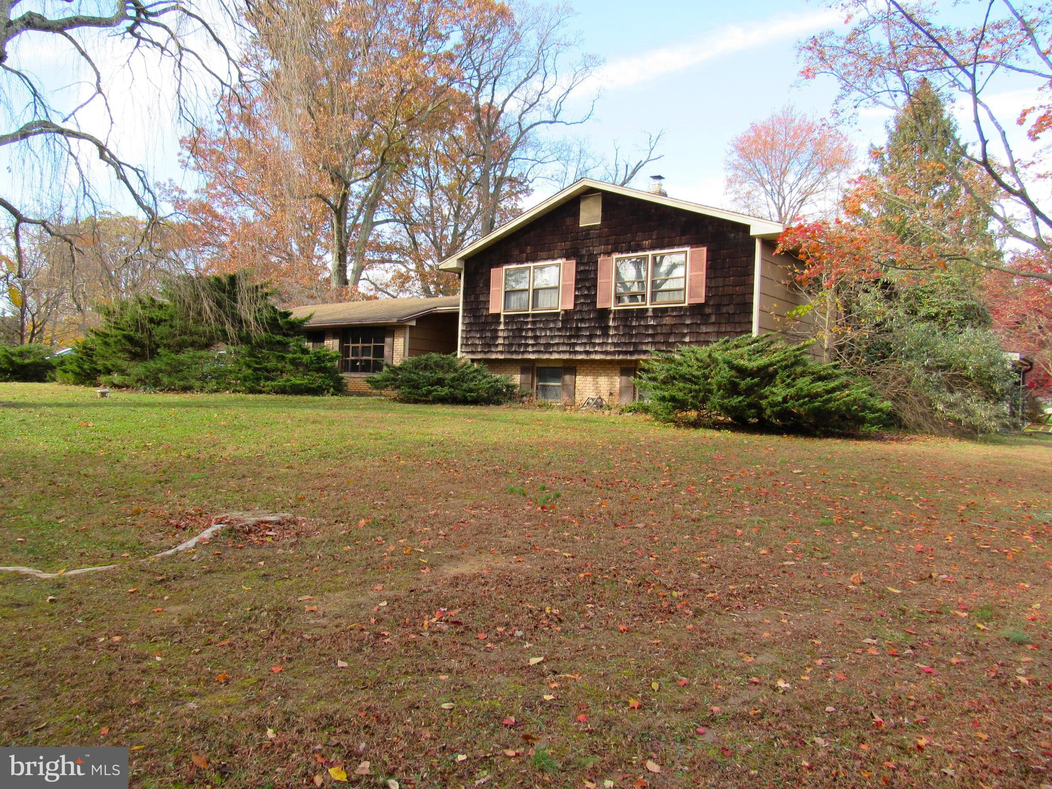 Welcome to 2008 Carrs Mill Rd