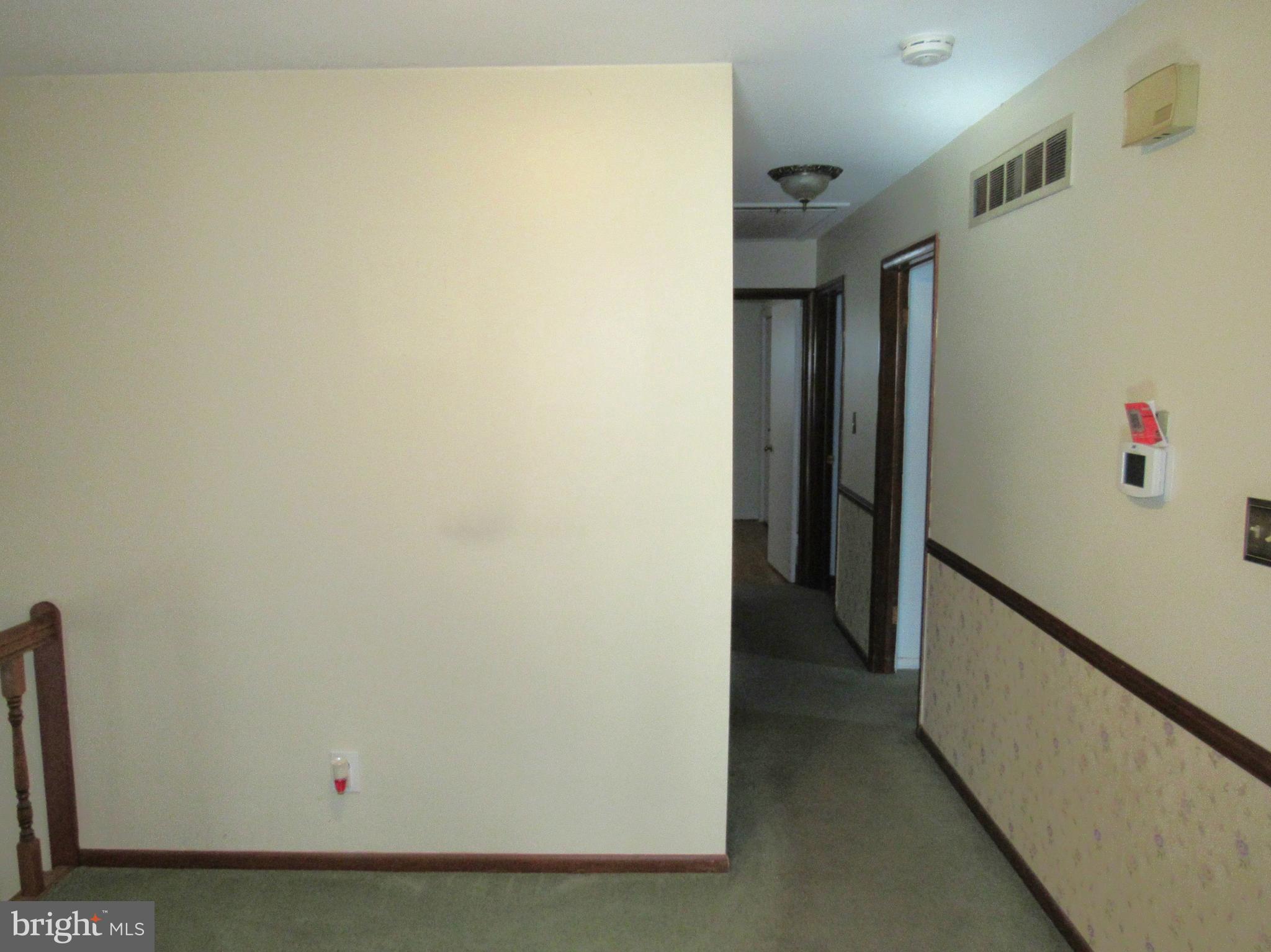 2008 Carrs Mill Road Fallston, MD 21047 - Photo 20 of 62 Upper hall with sitting area