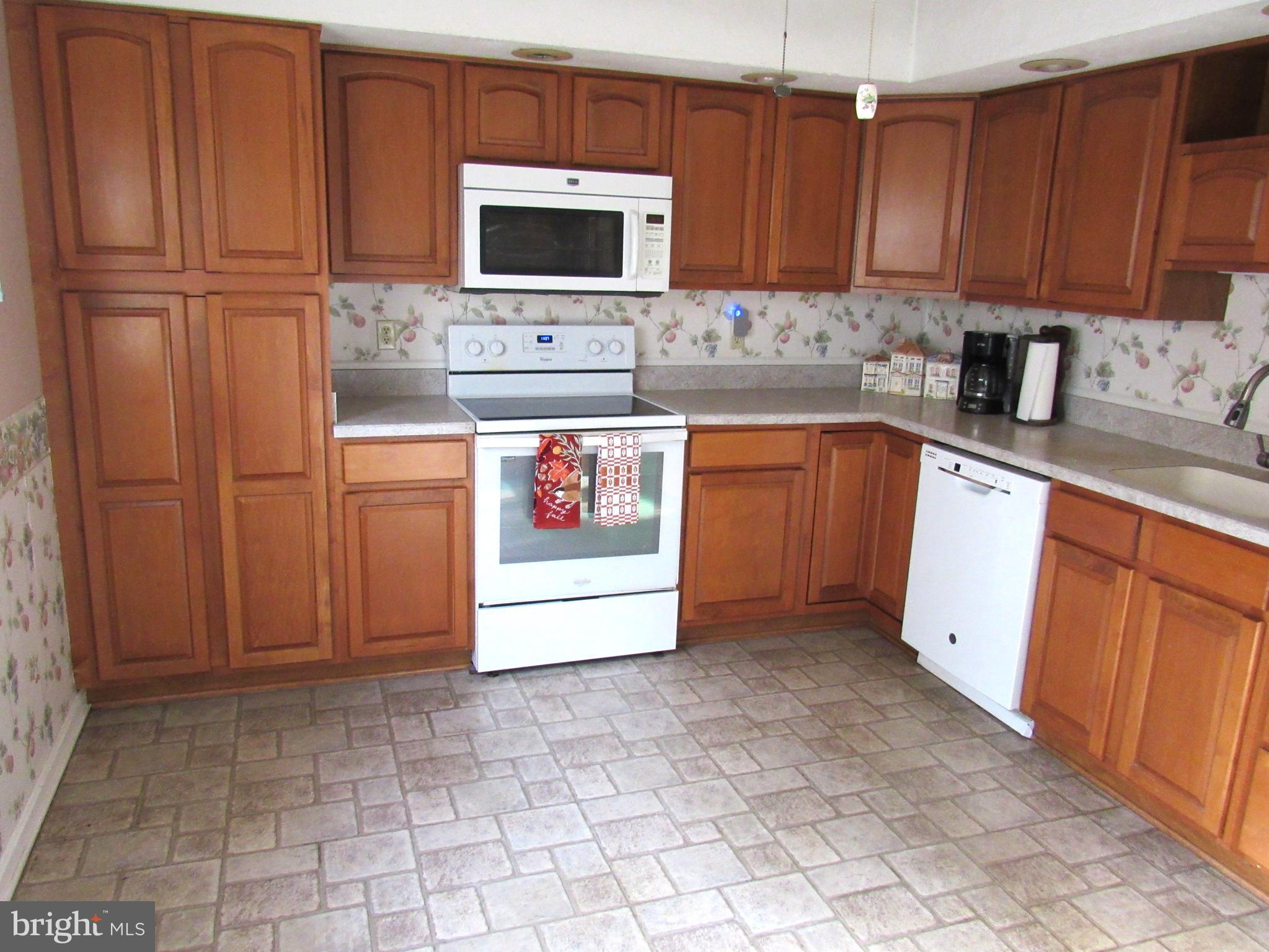 2008 Carrs Mill Road Fallston, MD 21047 - Photo 21 of 62 Open kitchen-All appliances convey