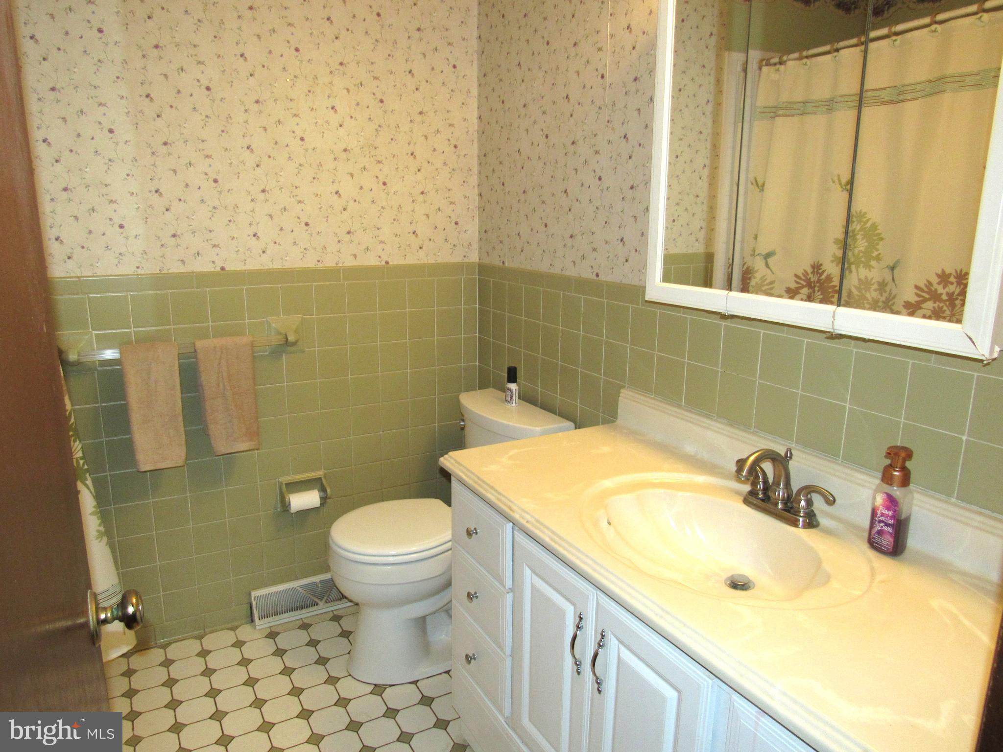 2008 Carrs Mill Road Fallston, MD 21047 - Photo 28 of 62 Hall Bath
