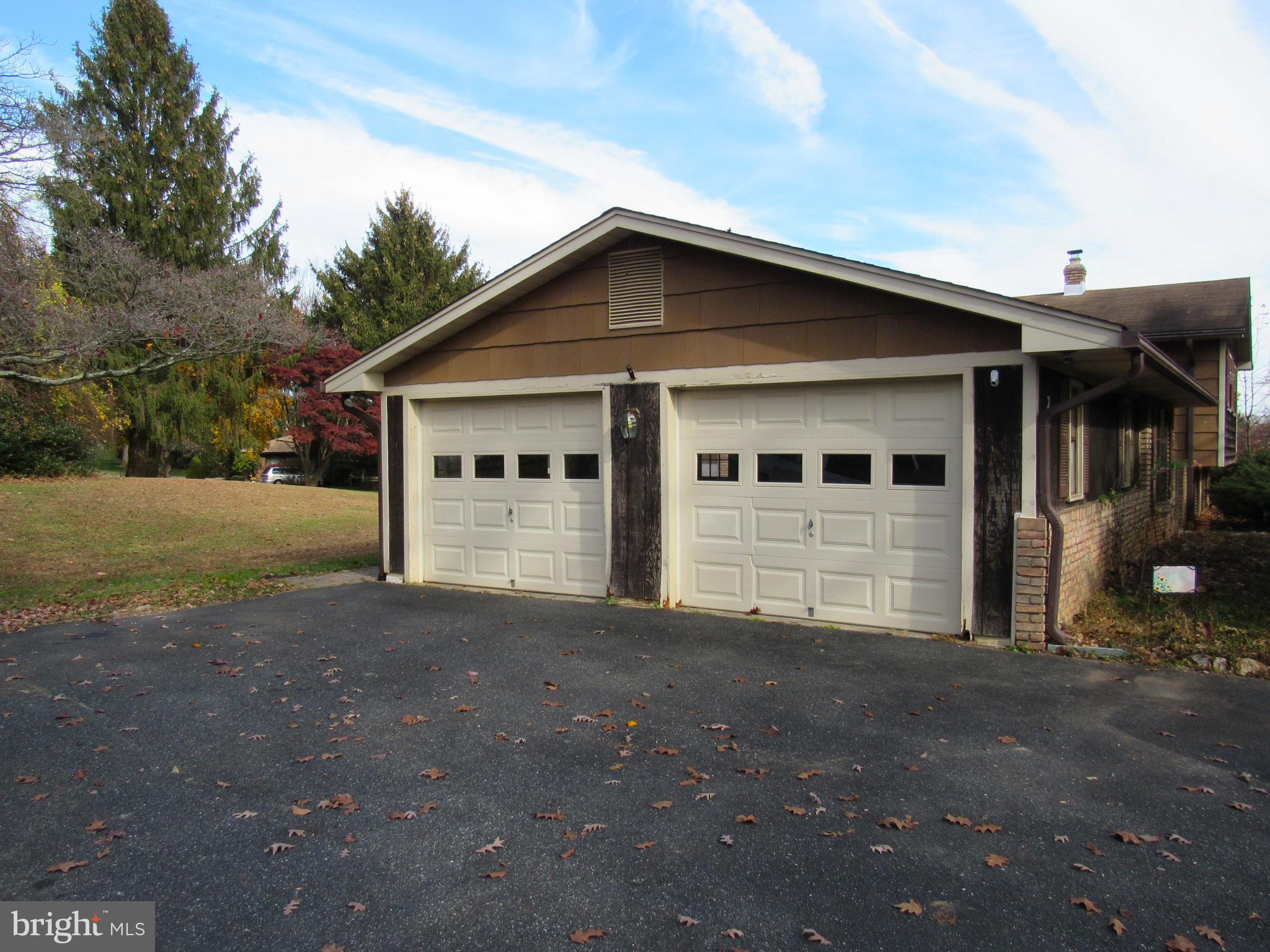 2008 Carrs Mill Road Fallston, MD 21047 - Photo 41 of 62 Plenty of parking space