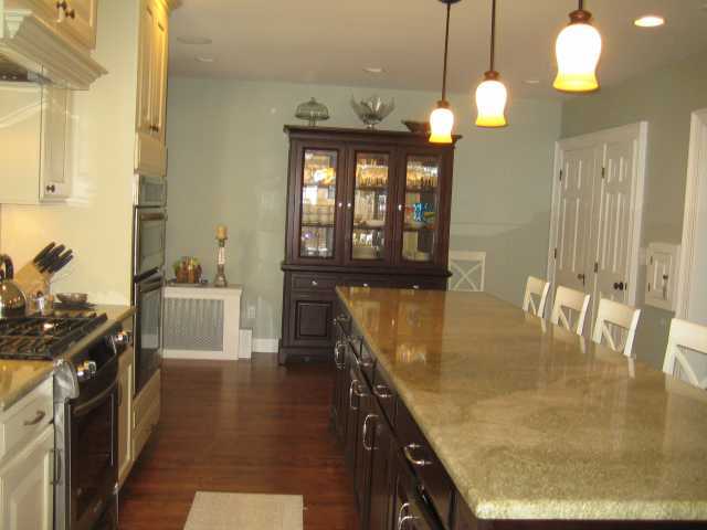 2014 Collingswood Road Columbus, OH 43221 - Photo 7 of 18
