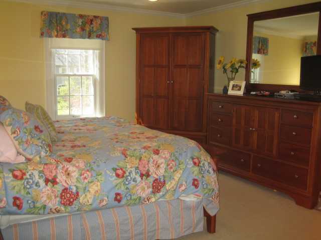 2014 Collingswood Road Columbus, OH 43221 - Photo 10 of 18