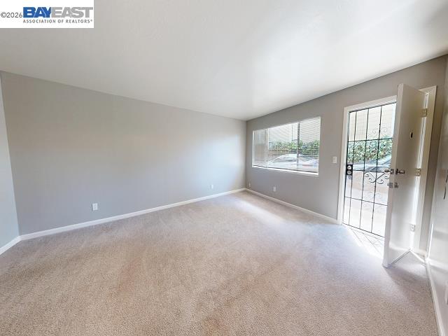1211 Paru Street Alameda, CA 94501 - Photo 9 of 15