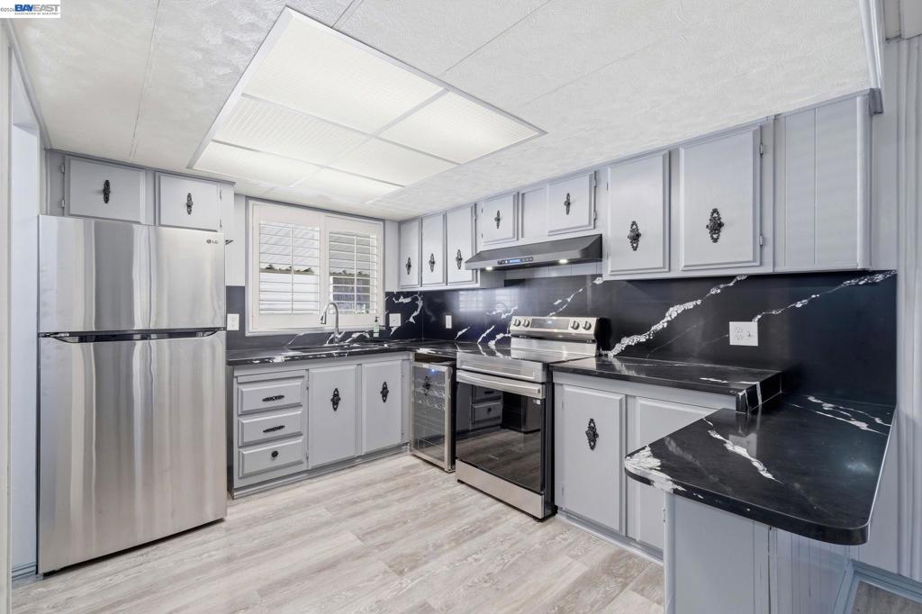 29143 Colorado Road Hayward, CA 94544 - Photo 10 of 36