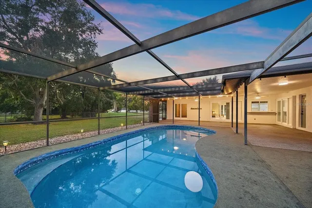 $748,000 | 3652 Oak Grove Drive, Sarasota, FL 34243