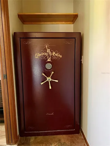 $748,000 | 3652 Oak Grove Drive, Sarasota, FL 34243