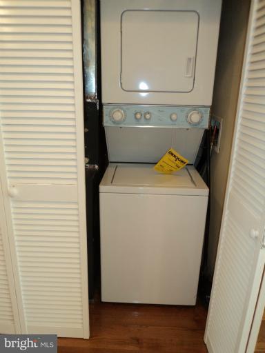 1639 L Street Northeast Washington, DC 20002 - Photo 6 of 16 Washer and Dryer