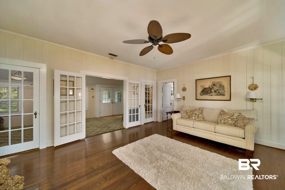 6923 Bay Road Mobile, AL 36605 - Photo 6 of 40 Living Room