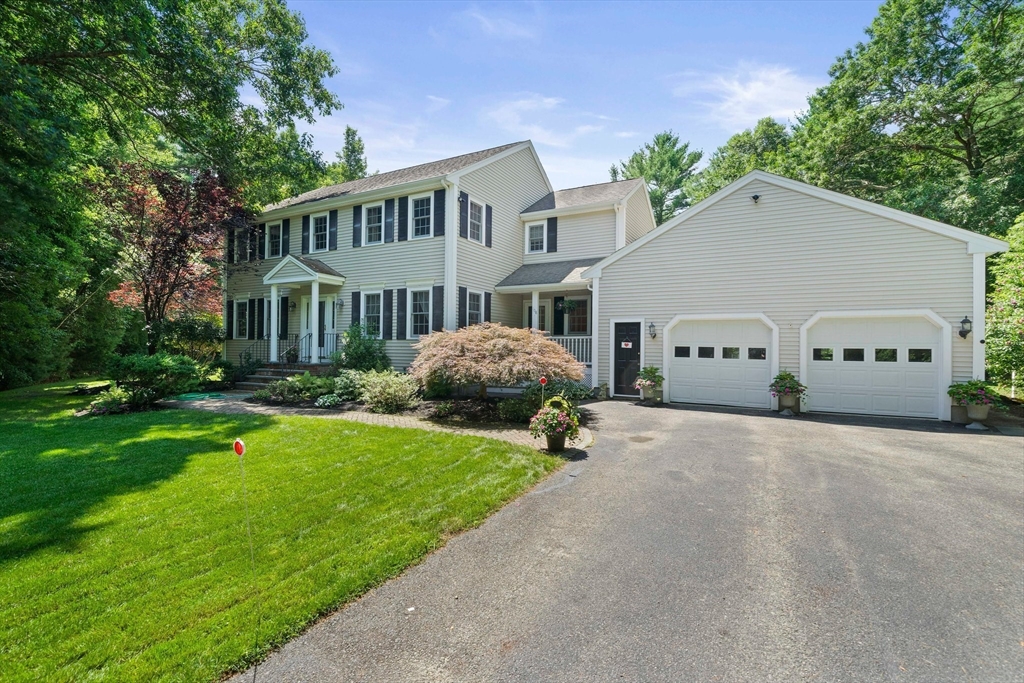 108 Ring Road Kingston, MA 02364 - Photo 2 of 34