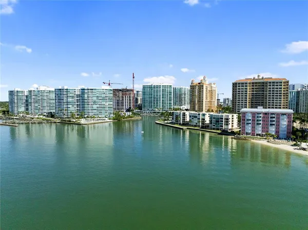 $5,000 | 97 Sunset Drive, Unit 201, Sarasota, FL 34236