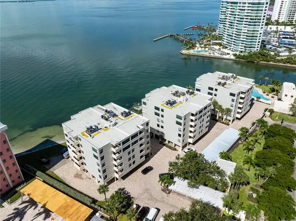 $5,000 | 97 Sunset Drive, Unit 201, Sarasota, FL 34236