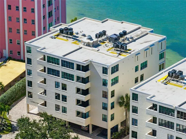 $7,500 | 97 Sunset Drive, Unit 201, Sarasota, FL 34236